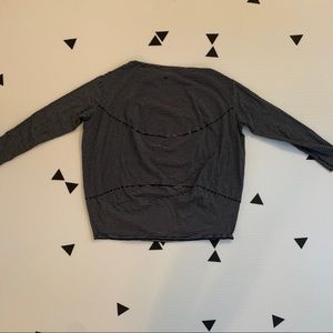 Lululemon size 6 Back in Action Long sleeve